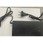 36V 12Ah ólom-savas akkumulátortöltő, körcsatlakozós